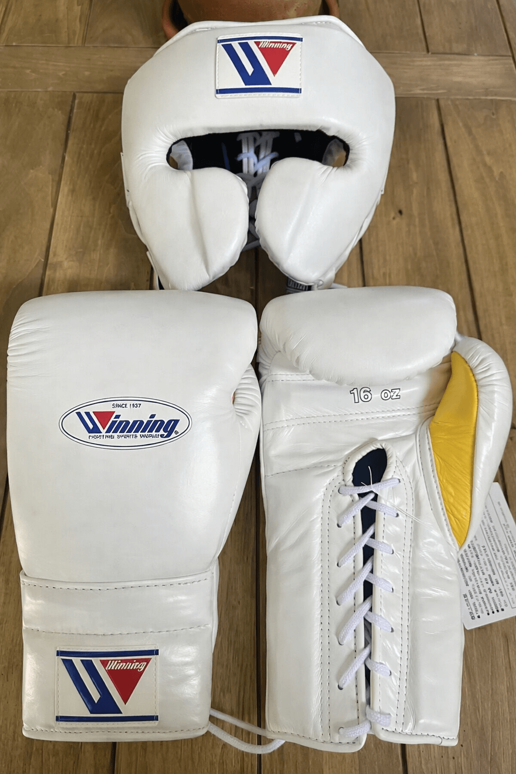 Winning Boxing Gloves Set White/Yellow Heavy Duty Training Collection