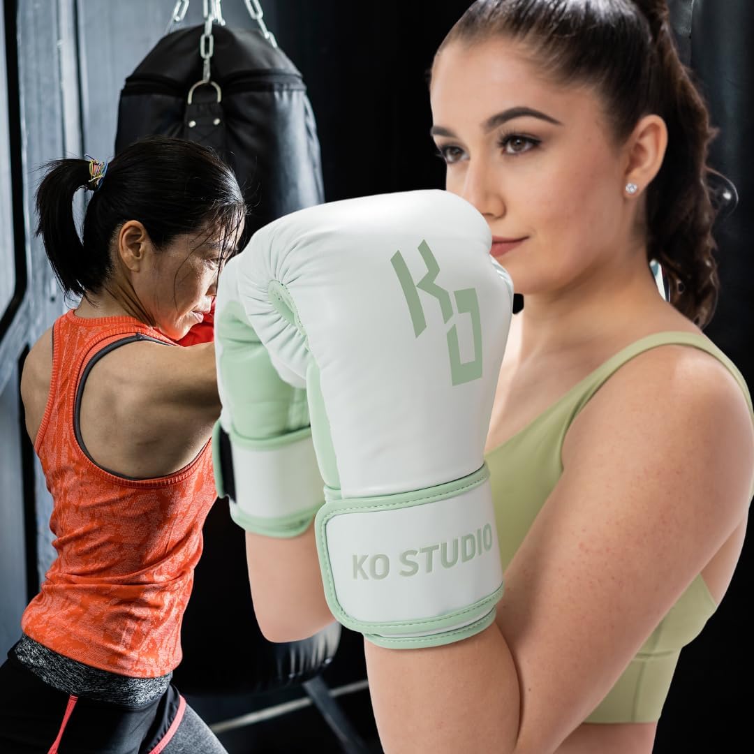 KOSTUDIO Boxing Gloves for Men & Women - Leather Gloves for Heavy Bag, Punching Bag,Muay Thai, MMA, Kickboxing, Gym Training, Sparring Pro-Style Guantes de Boxeo 12oz 14oz 16oz