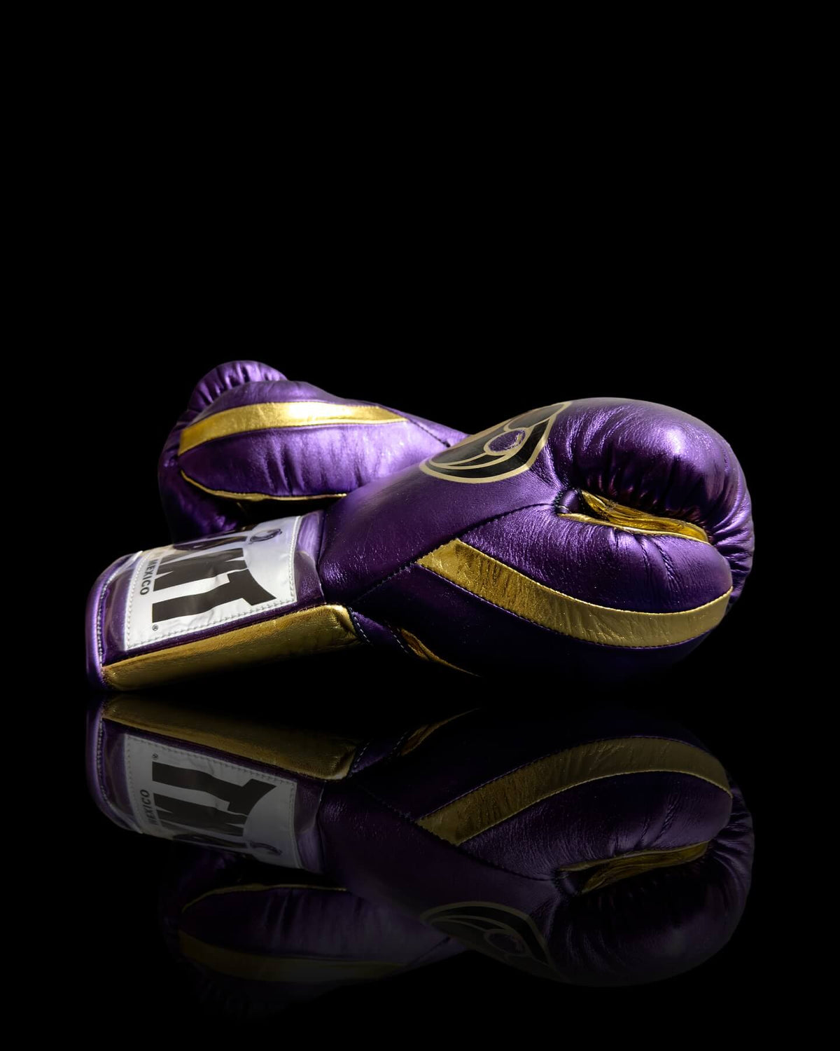 Grant Purple/Gold Lace-Up Boxing Gloves Classic Training Gloves Thumb View