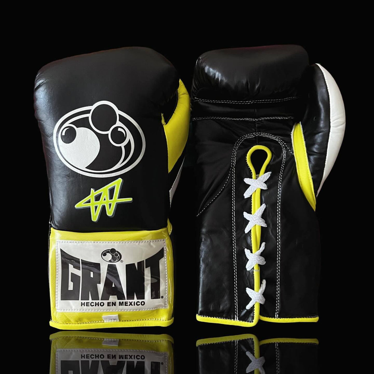 Grant Sparring Boxing Set Black/Yellow/White Gloves