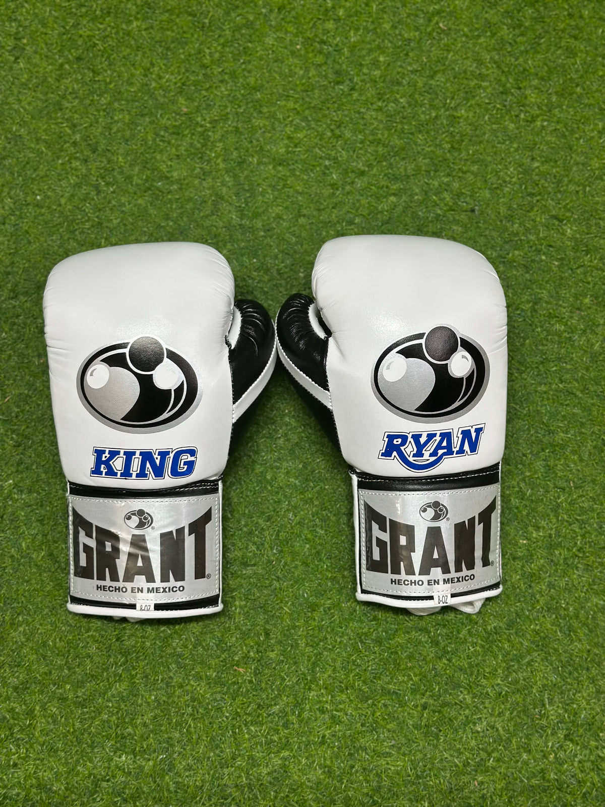 Grant Boxing Gloves White/Black/Silver Custom