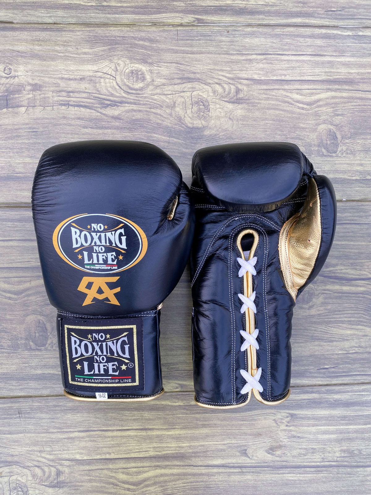 No Boxing No Life Gloves Black/Gold Curved Leather Gloves for Sparring
