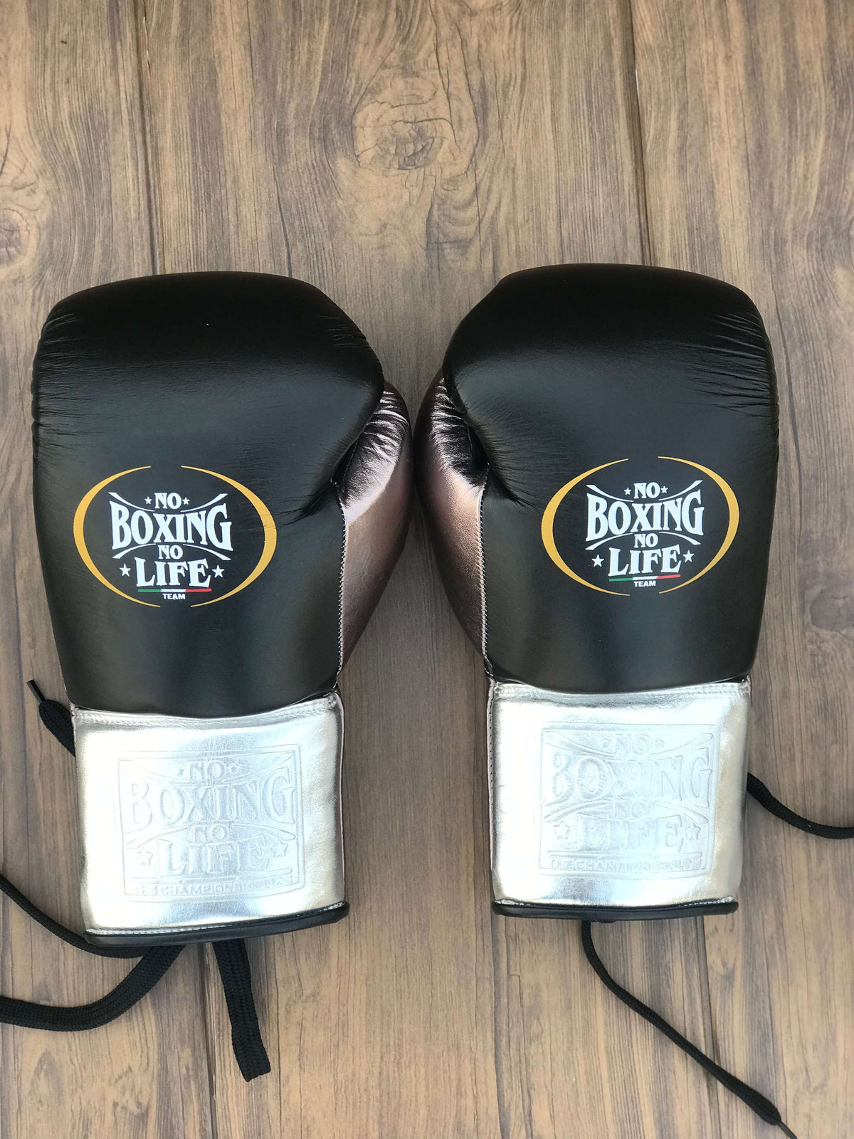 No Boxing No Life Gloves Black/Grey/Silver Curved Leather Gloves Back View
