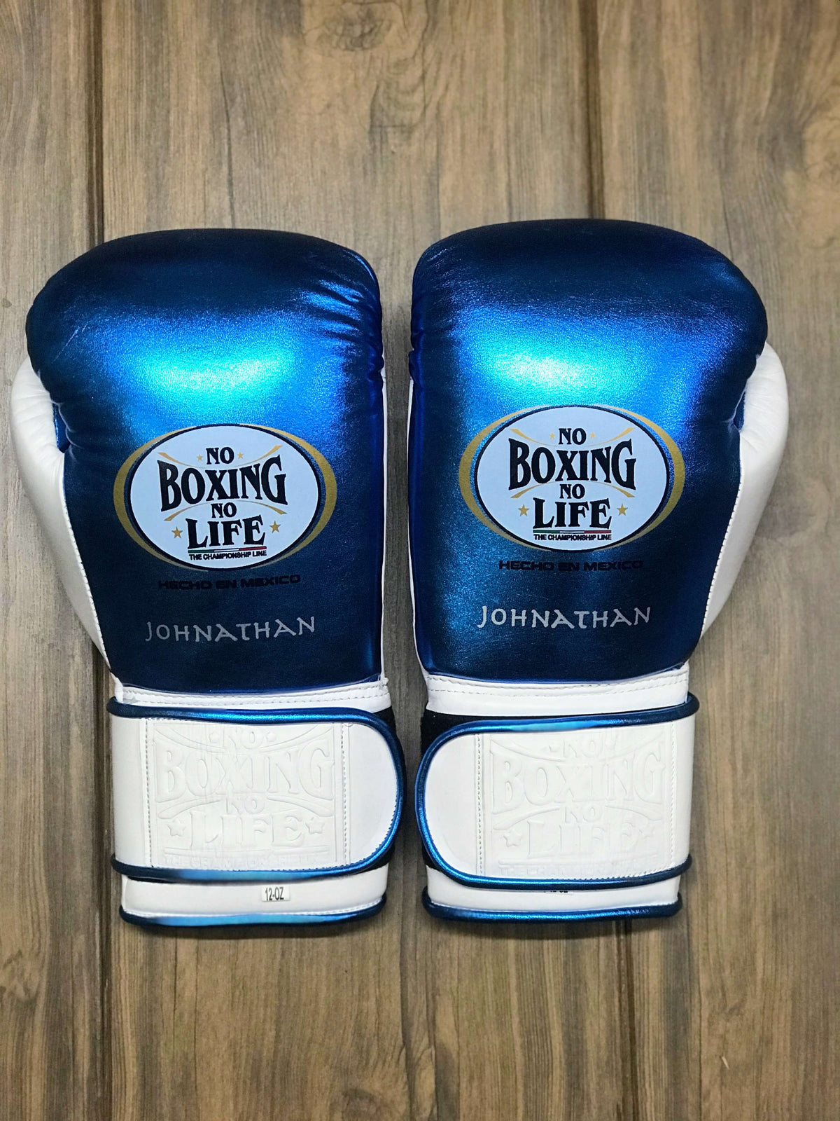 No Boxing No Life Gloves Blue/White Padded Gloves Back View