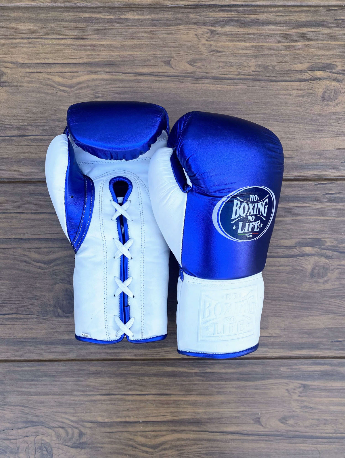 No Boxing No Life Gloves Blue/White Lace Up Gloves for Workout Sessions