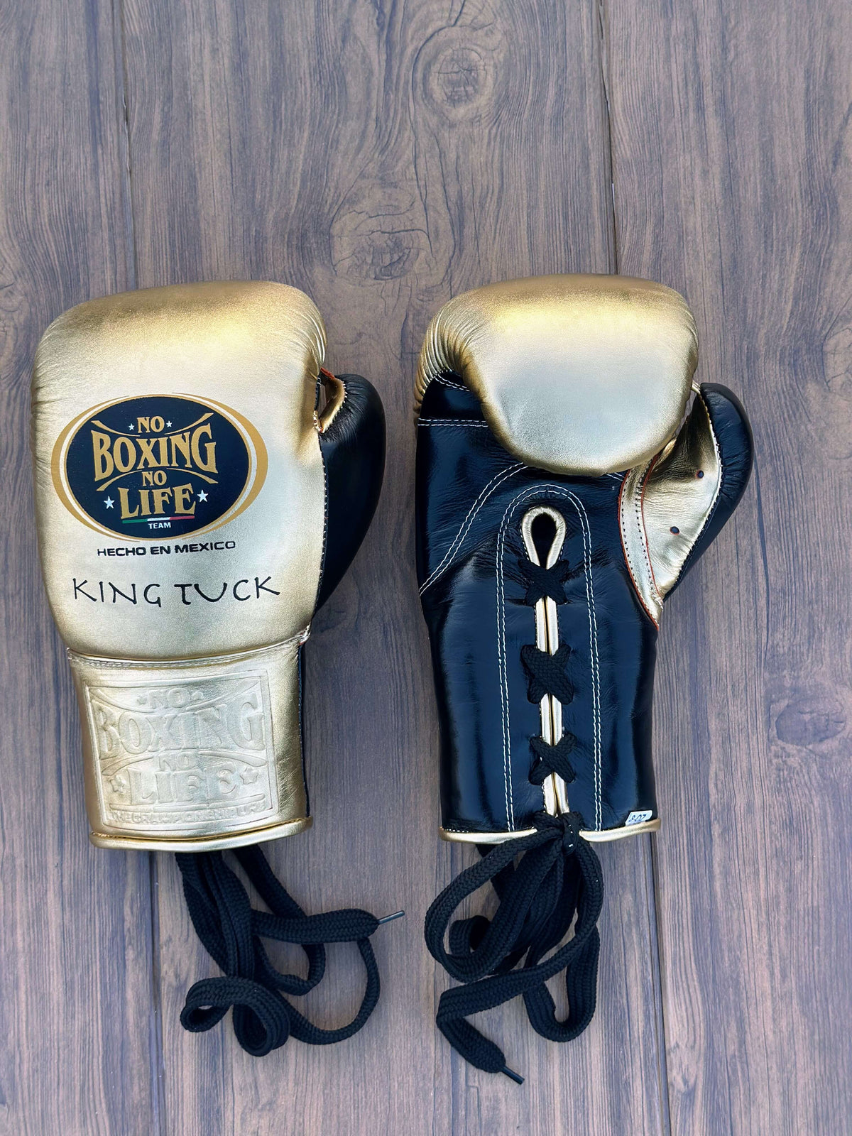 No Boxing No Life Gloves Gold/Black Leather Training Gloves Front View