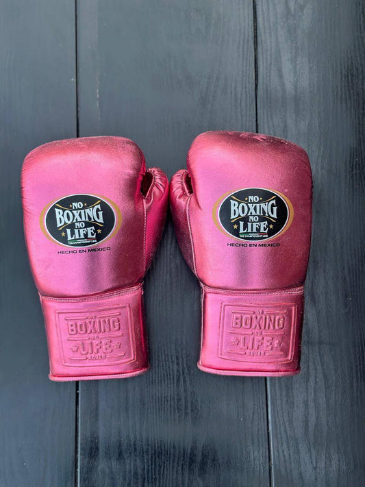 No Boxing No Life Pink Lace-Up Boxing Gloves Classic Training Gloves Back View