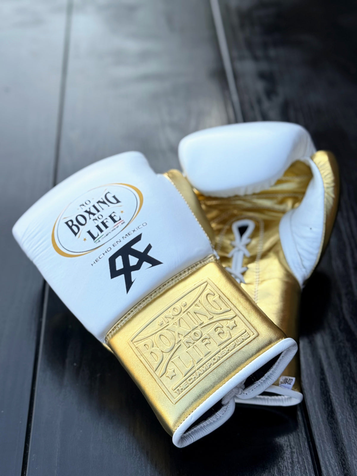 No Boxing No Life Gloves White/Gold Leather Training Gloves for Boxing
