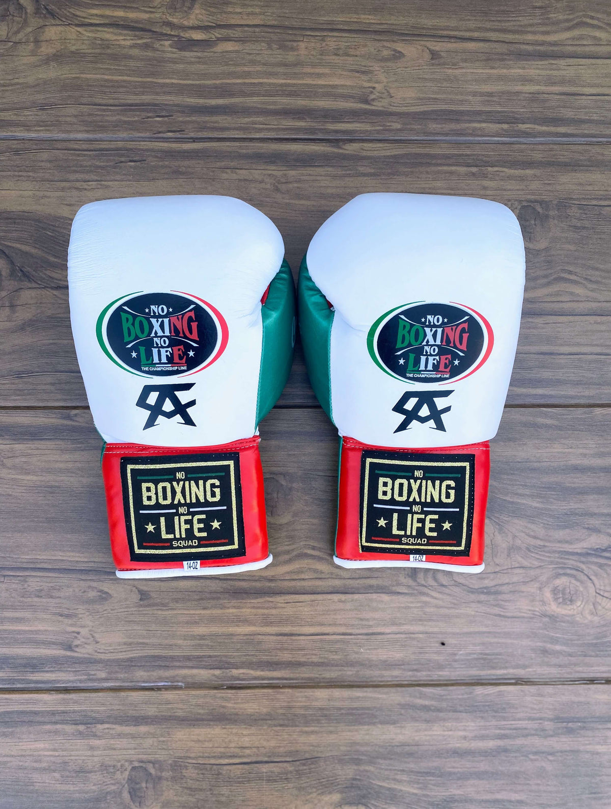 No Boxing No Life Gloves White/Green/Red Leather Gloves Back View