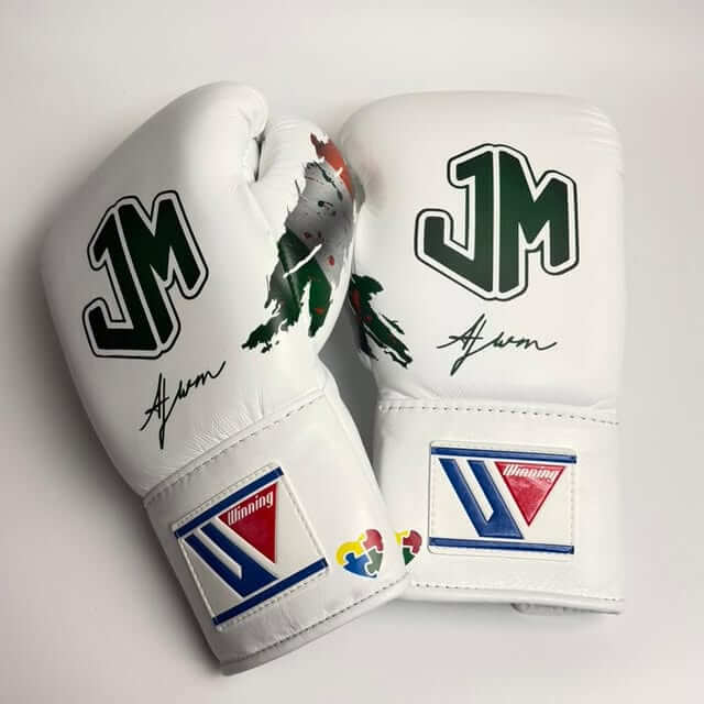 Winning Boxing Gloves White Leather Training Gloves for Sparring