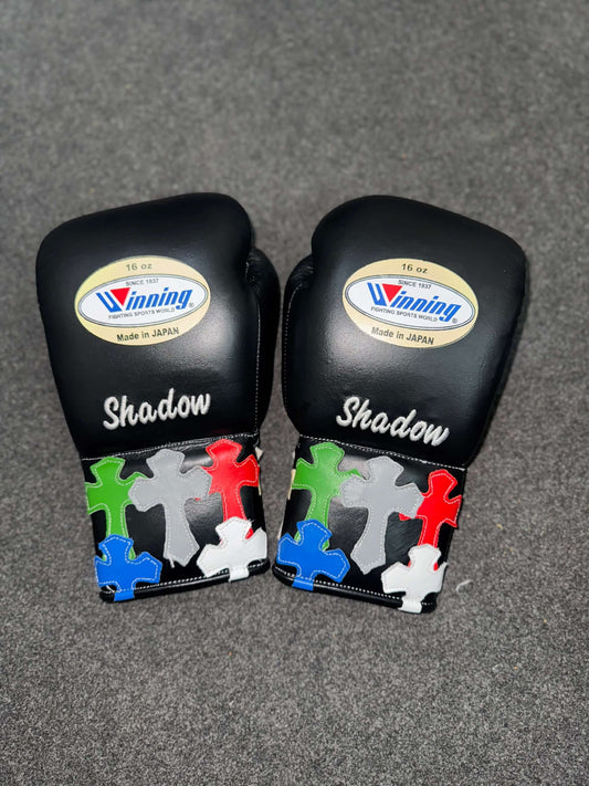 Winning Black Chroe Heart Style Boxing Gloves Back View