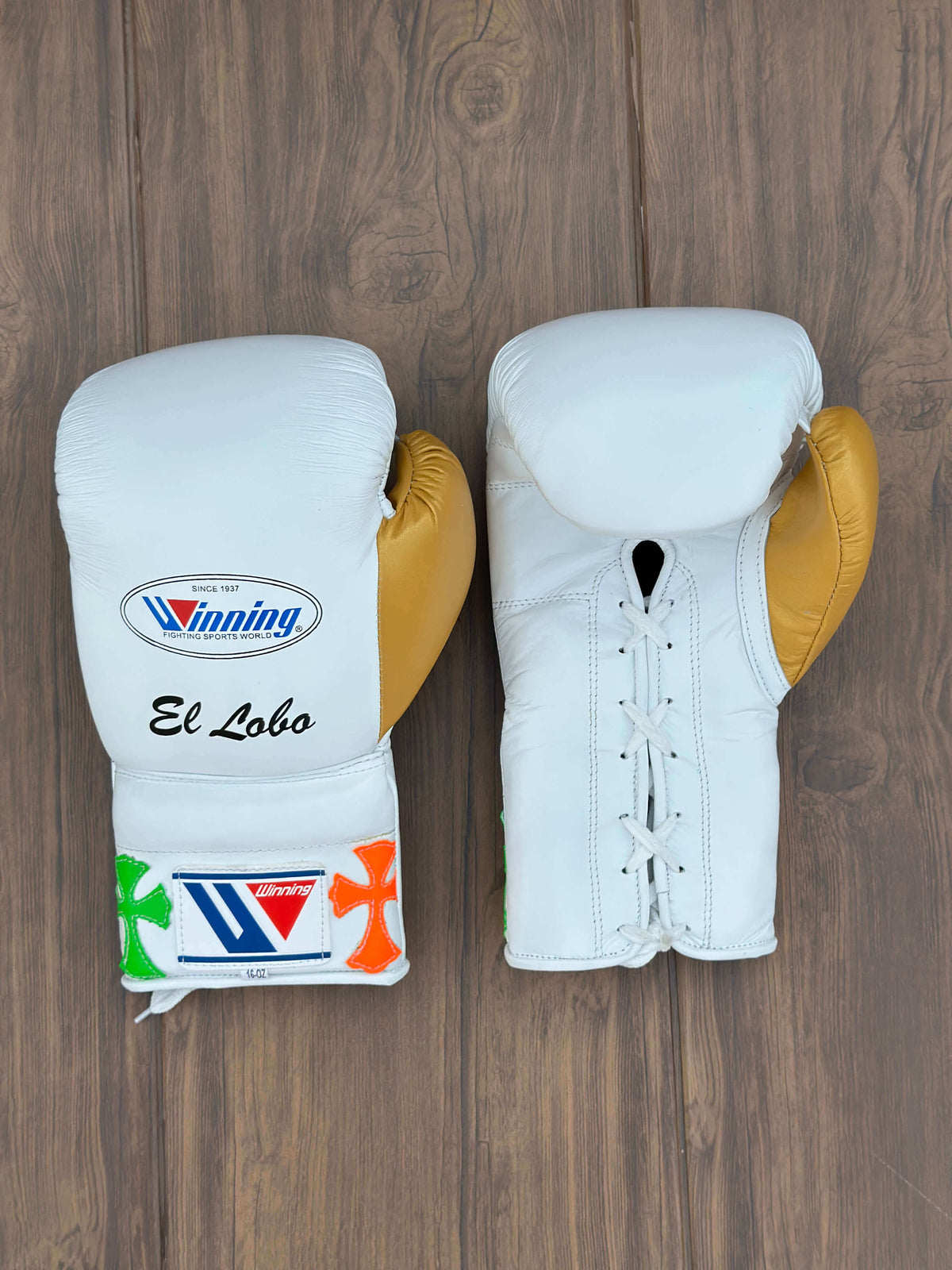 Winning White/Gold 14oz Boxing Gloves Custom Sparring Gloves