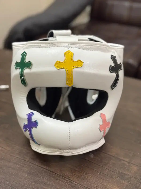 Winning Boxing Headgear White Leather Headgear for Workout Sessions