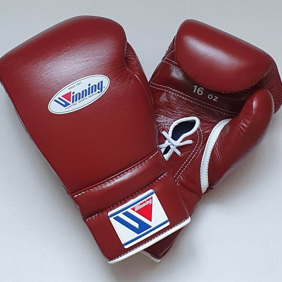 Winning Boxing Gloves Maroon 14oz Leather Training Gloves Back View