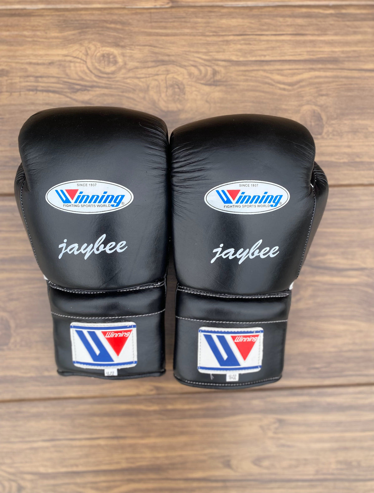 Winning Red/Black Full Boxing Set Gloves Back View