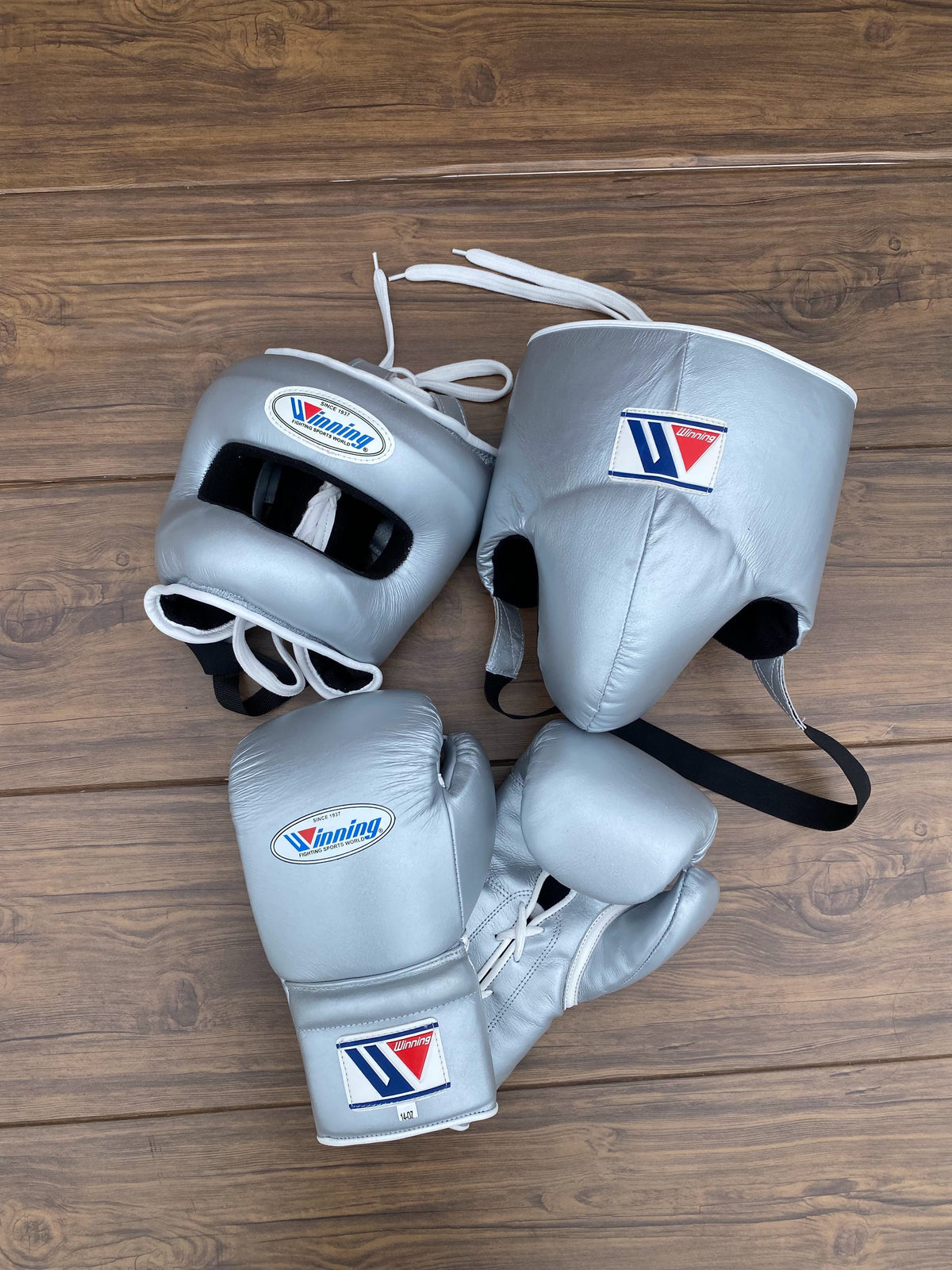 Winning Silver Full Boxing Set Gloves Headguard Groin Guard Full View
